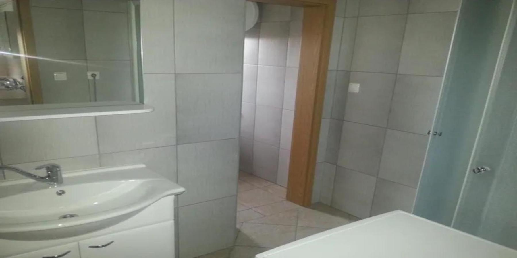 Sostanj Velenje Ravne Sobe Rooms Vrtacnik D O O ภายนอก รูปภาพ